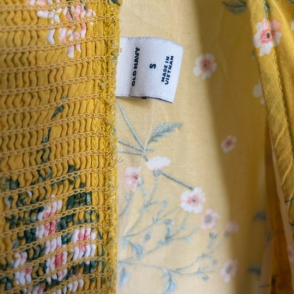 Women’s Floral Dress - NWOT - Picture 3 of 3